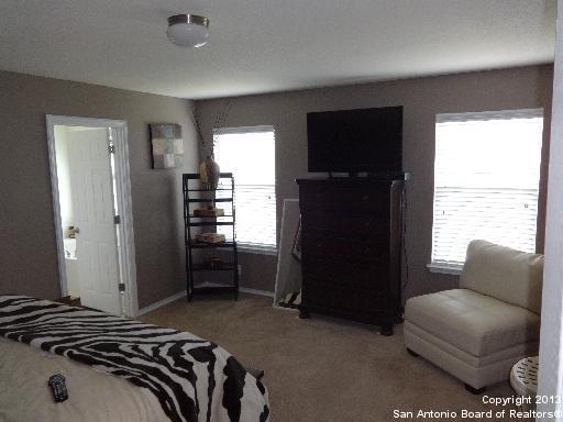 3 beds, 2.5 baths, $1,825