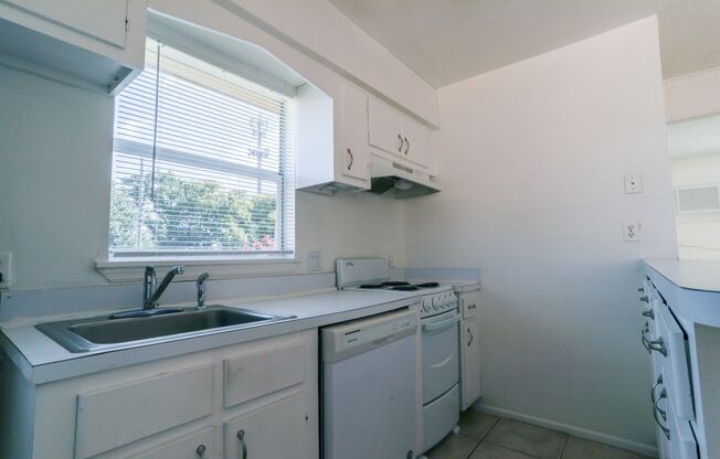 Hamilton House Apartments