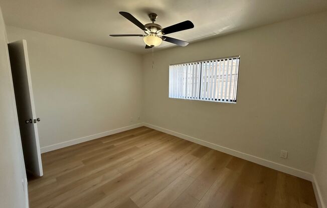 Upstairs 2 Bedroom 1 Bathroom on Felspar Available Now