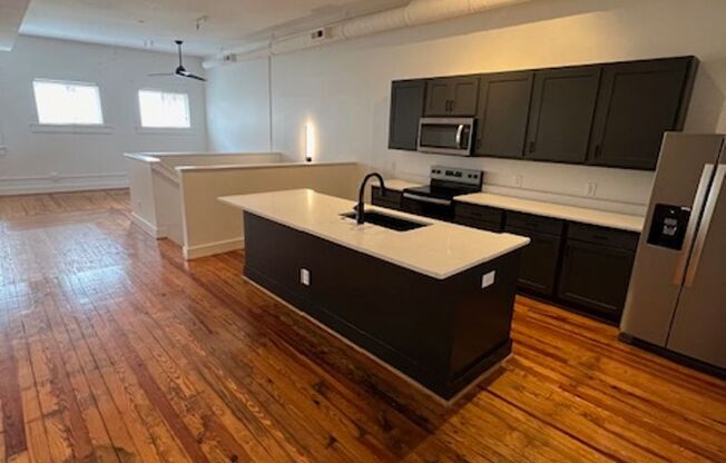 1 bed, 1.5 baths, 1,200 sqft, $1,695