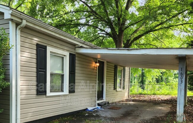 1603 HOLLY LEAF AVE