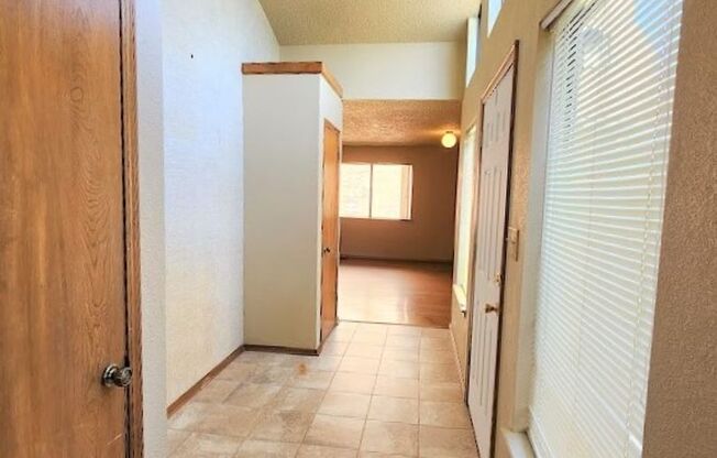 3 Bedroom 2 Bathroom 2 Car Garage - Edmond