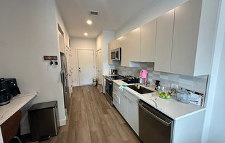 2 beds, 2 baths, $3,750, Unit 210