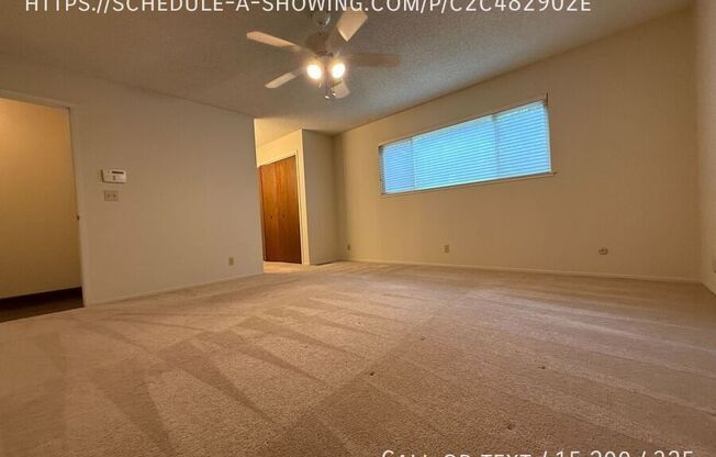740 WOODCREST LN