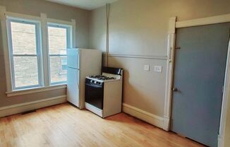 2 beds, 1 bath, 925 sqft, $925, Unit #2 Lower East