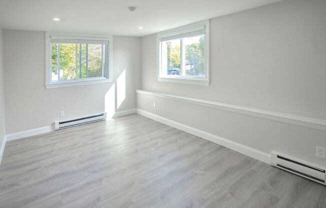 2 beds, 1 bath, 1,050 sqft, $2,600, Unit 71-2