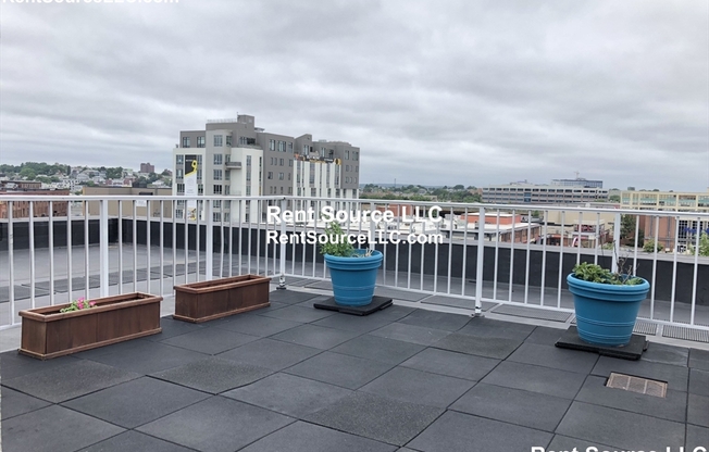 2 beds, 2 baths, 1,043 sqft, $3,200, Unit 304