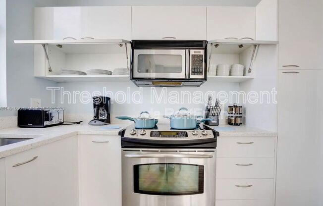 2 beds, 2 baths, 1,036 sqft, $3,450, Unit 2219