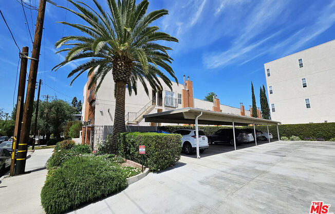 4220 FAIR AVE