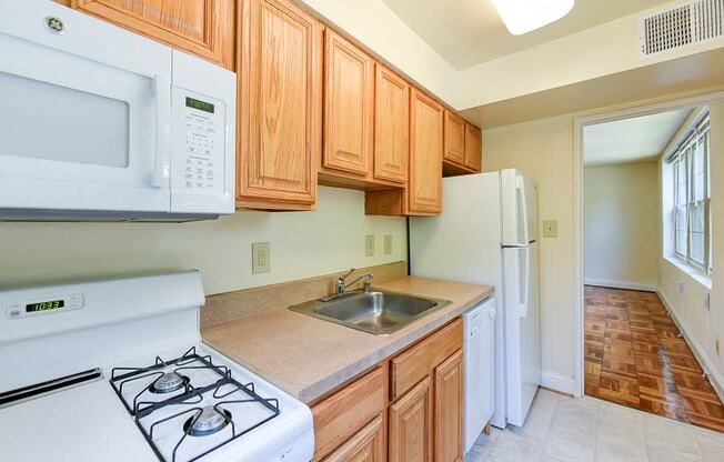 Shipley-Park-Apartments-Kitchen