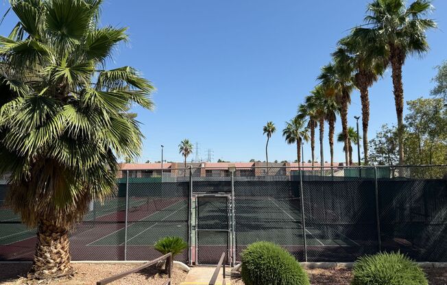 1 Bedroom/ 1 Bath Condo & Guard Gated Community
