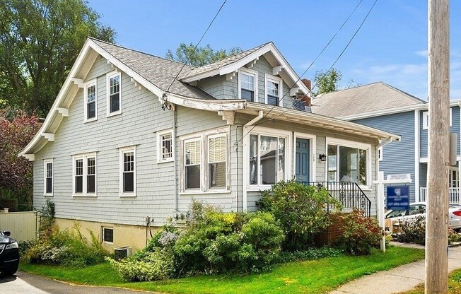 153 VASSALL ST