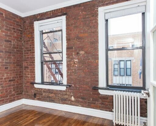 2 beds, 1 bath, $5,295, Unit 4F