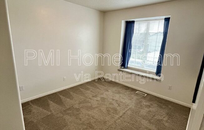 1222 N WILLARD PEAK DR