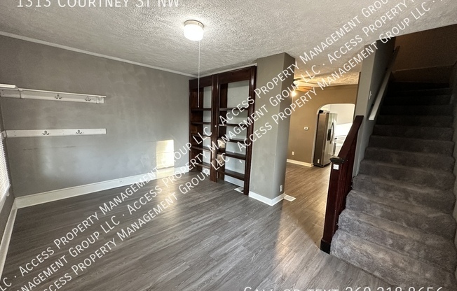 1313 COURTNEY ST NW