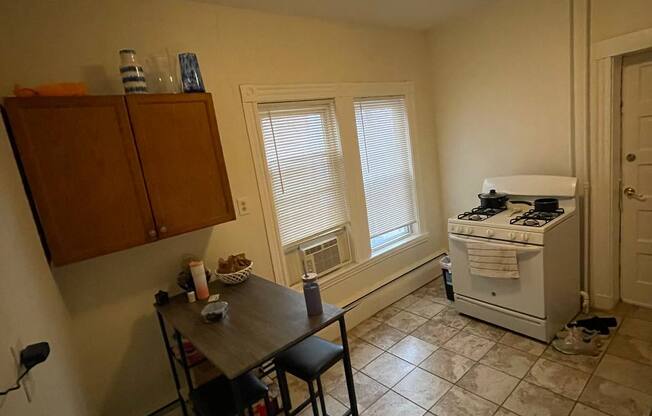 86 Prentiss St.