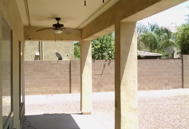 HUGE 5 bedroom, 3 bathroom in Glendale