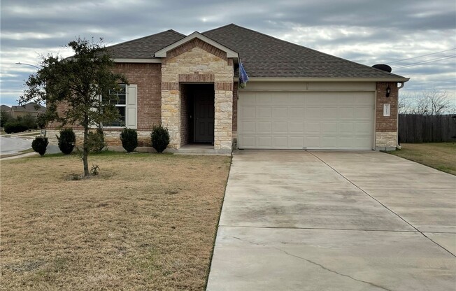 5713 CASS CT