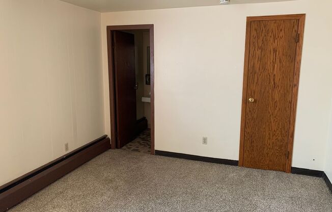 1 bed, 1 bath, $1,175