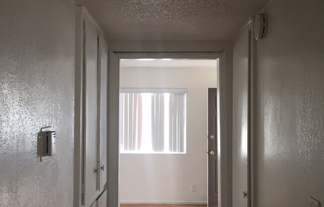 2 beds, 2 baths, $4,000, Unit 1