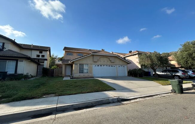 Cozy Three-Bedroom Home Nestled In Jurupa Hills!