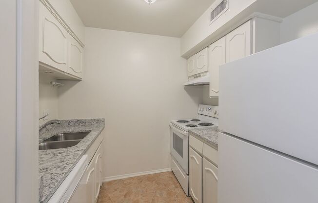 1 bed, 1 bath, $1,095, Unit # 11