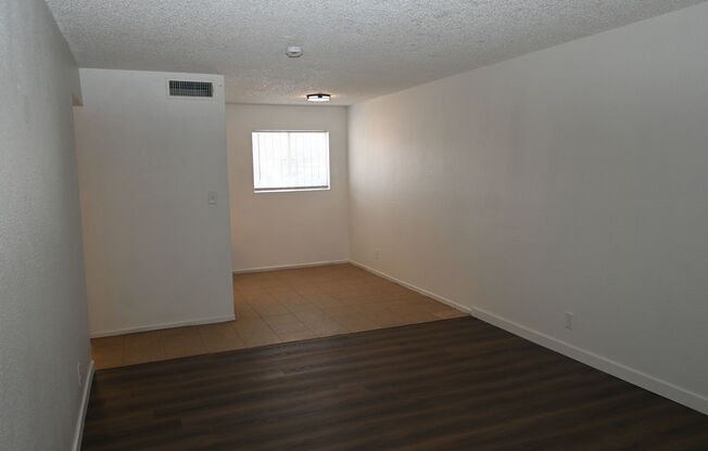 Downtown Las Vegas- Downstairs 2 Bedroom Apartment -2301 Stewart Ave