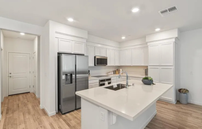 STUNNING 3/2.5 (Natomas)! Gym, Pool, Solar - THE WORKS!  Please view ads for viewings!
