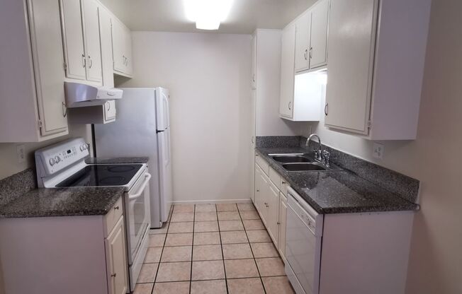 Apartment For Rent In La Mesa!