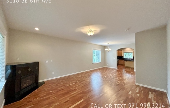 3118 SE 8 AVE
