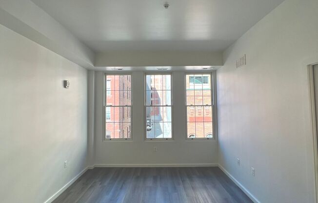 1 bed, 1 bath, 504 sqft, $1,800, Unit 301