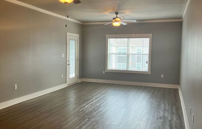 1 bed, 1 bath, 954 sqft, $1,195, Unit U208