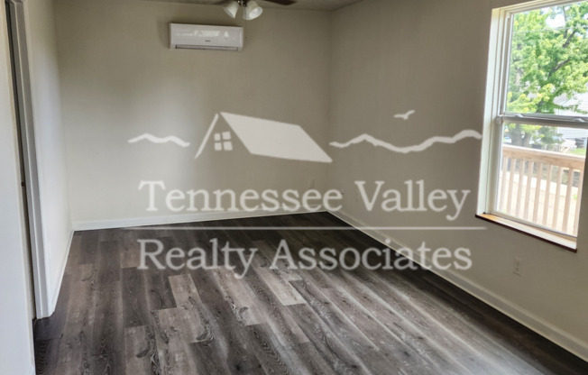 Charming 2-Bedroom, 2-Bath Home Just Minutes from Downtown and Interstates!