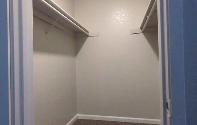 2 beds, 2 baths, 1,085 sqft, $1,506, Unit CA 1330-201