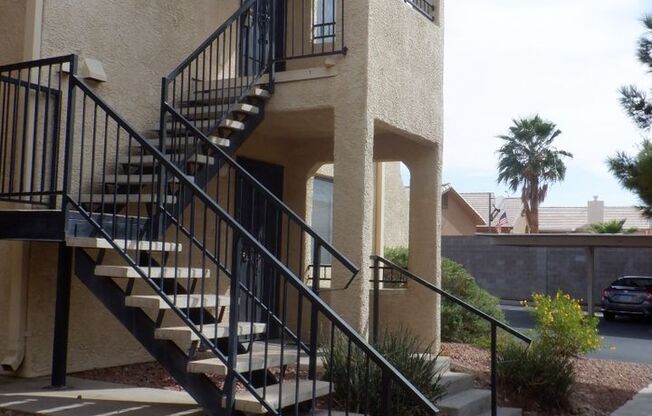 Two Bedroom Upstairs Condo Located in Henderson