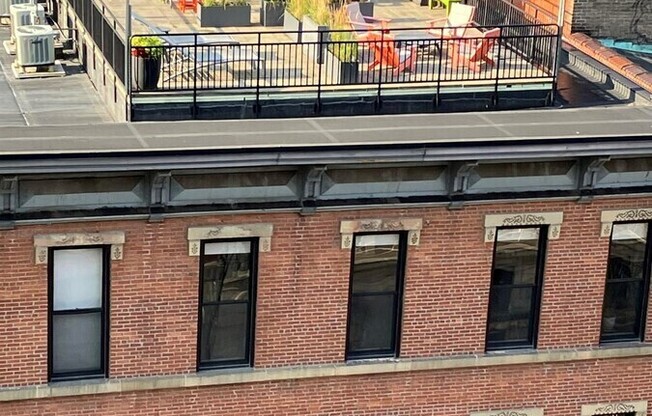 15 E Gay St