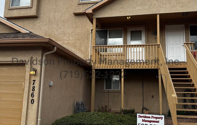 Great 3 Bedroom Condo the Briargate Area