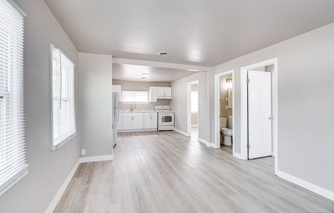 1001 Main Ave, Kaukauna