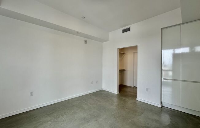 2 beds, 2 baths, 1,102 sqft, $3,450, Unit 403