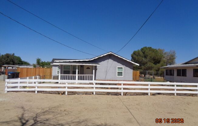 Cute and Cozy Ranch Style Home in East Lancaster