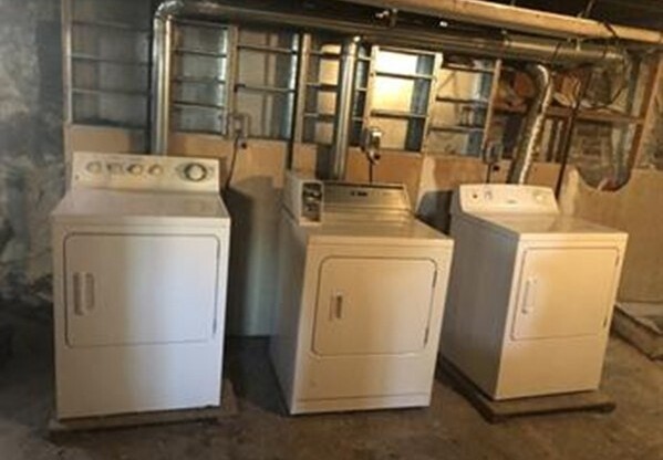 2 beds, 1 bath, 1,028 sqft, $2,100, Unit 3