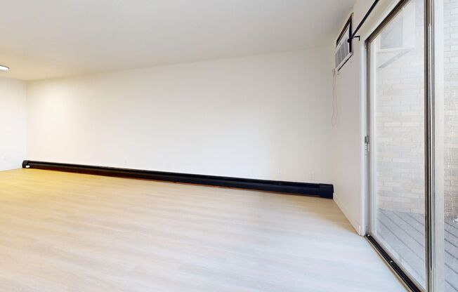 2 beds, 1 bath, 1,050 sqft, $995, Unit 215-201C