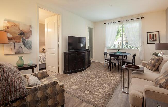 SPACIOUS LIVING AREA