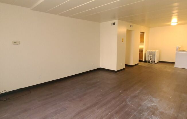 1 bed, 1 bath, 1 sqft, $995, Unit GOV - 508