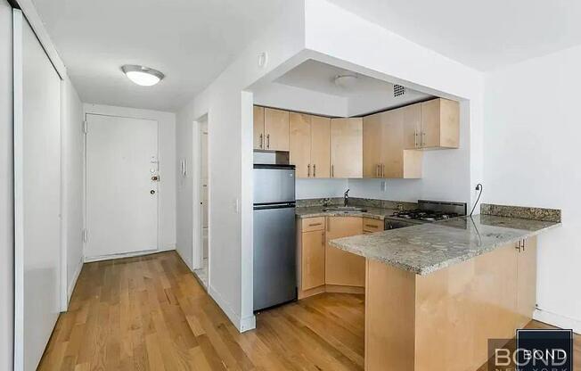 Studio, 1 bath, $4,200, Unit 3C