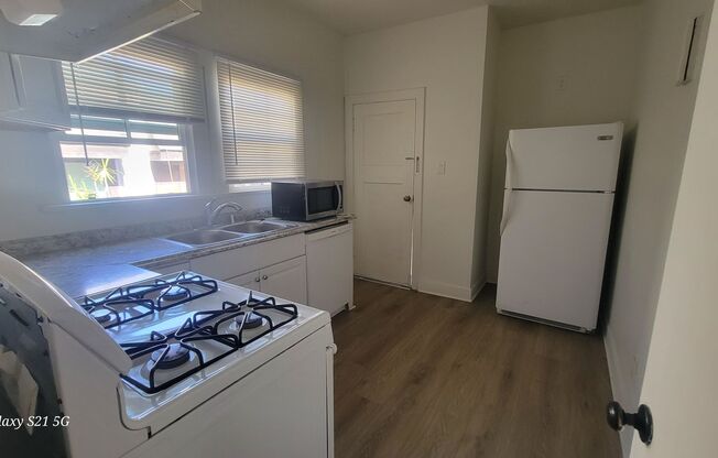 1 bed, 1 bath, $1,950