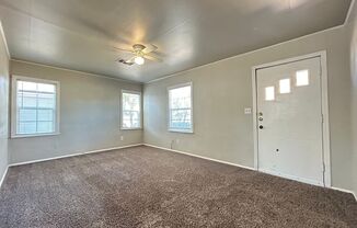 2 beds, 1 bath, $750