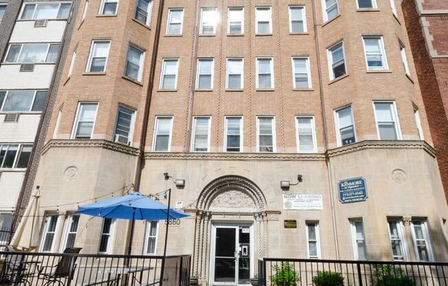 Studio, 1 bath, 280 sqft, $1,375, Unit 212