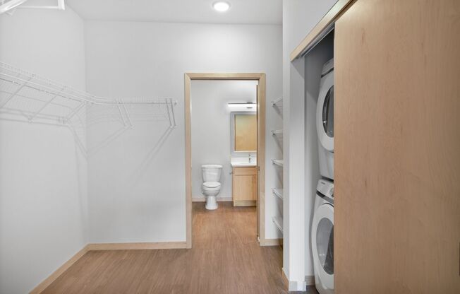 1 bed, 1 bath, 687 sqft, $1,615, Unit 209