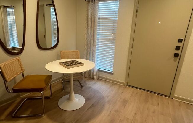 1 bed, 1 bath, 520 sqft, $985, Unit 115